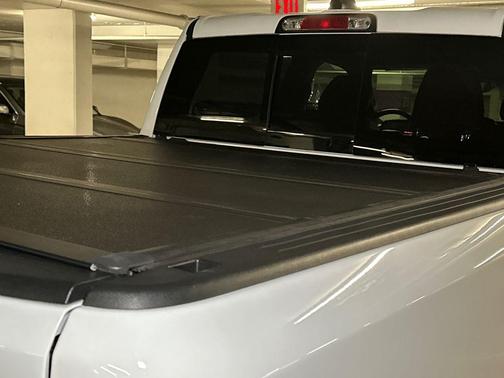 Bright White Clearcoat 2022 RAM 1500 Rebel