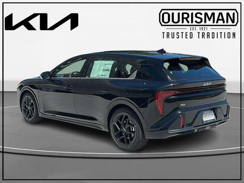 Aurora Black 2026 Kia K4 GT-LINE