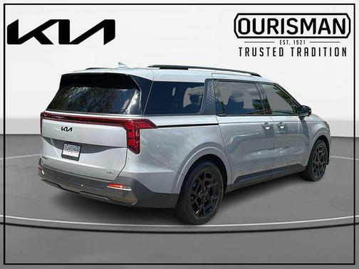 Ceramic White 2025 Kia Carnival Hybrid SX