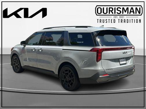 Ceramic White 2025 Kia Carnival Hybrid SX