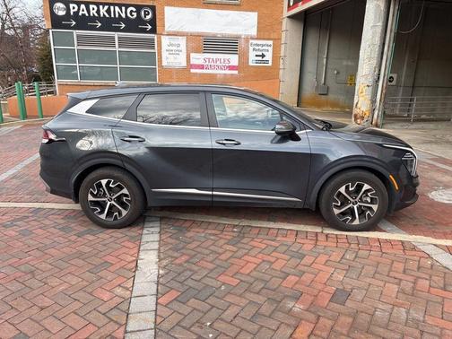 2024 Kia Sportage EX