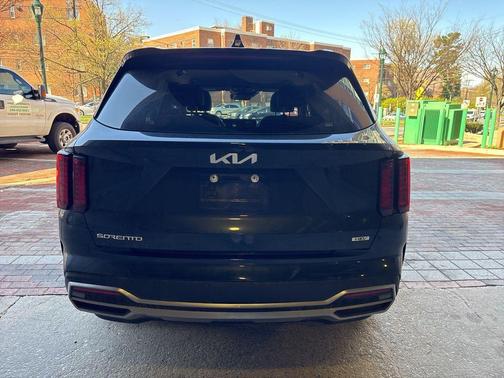 2023 Kia Sorento Hybrid EX