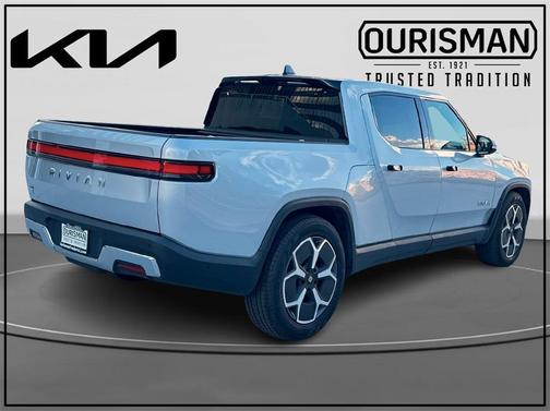 2024 Rivian R1T Adventure Package