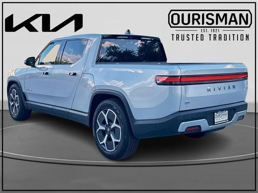 2024 Rivian R1T Adventure Package