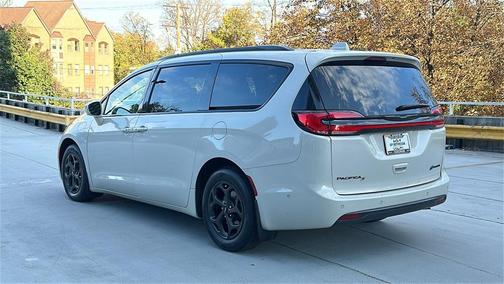 2021 Chrysler Pacifica Hybrid Limited