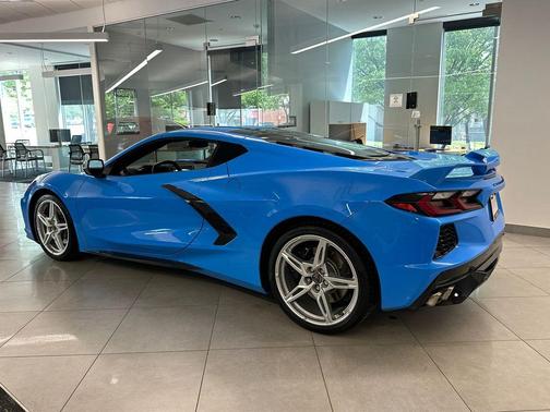 Blue 2020 Chevrolet Corvette Stingray w/1LT