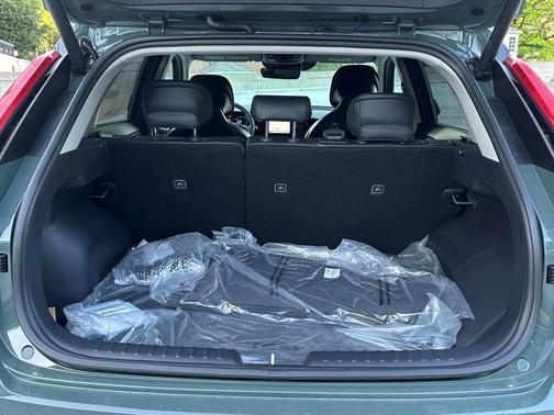 2025 Kia Niro Plug-In Hybrid SX Touring