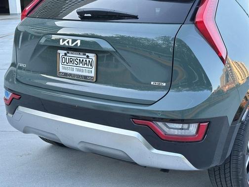 2025 Kia Niro Plug-In Hybrid SX Touring