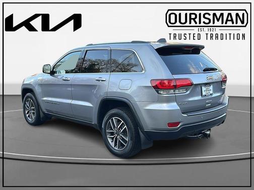 2020 Jeep Grand Cherokee Laredo