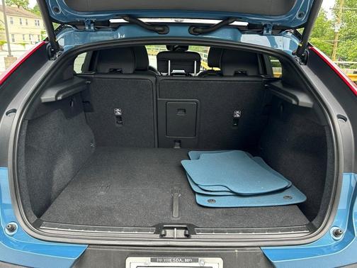 2022 Volvo C40 Recharge Pure Electric P8 Ultimate