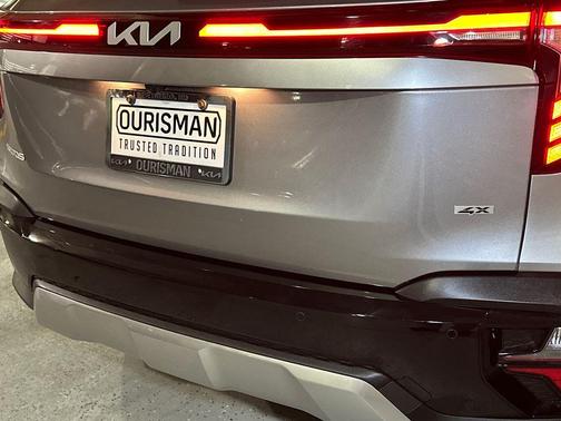 Steel Gray 2025 Kia Seltos EX
