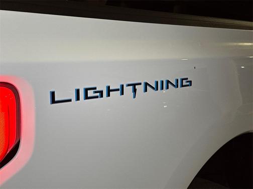 2024 Ford F-150 Lightning Pro