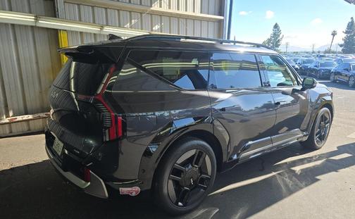 Metal 2024 Kia EV9 GT-Line