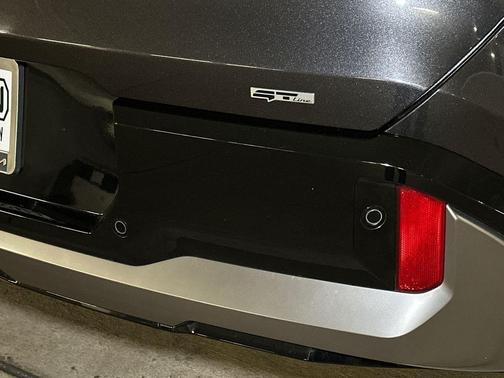Metal 2024 Kia EV9 GT-Line