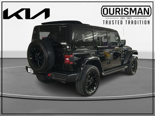 Black Clearcoat 2022 Jeep Wrangler Unlimited 4xe Sahara