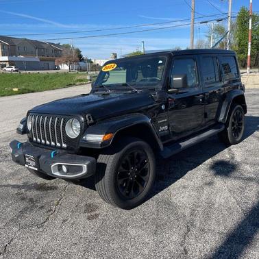 Black Clearcoat 2022 Jeep Wrangler Unlimited 4xe Sahara