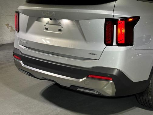 2025 Kia Sorento Plug-In Hybrid EX