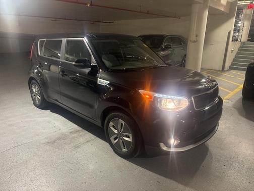 2018 Kia Soul EV +