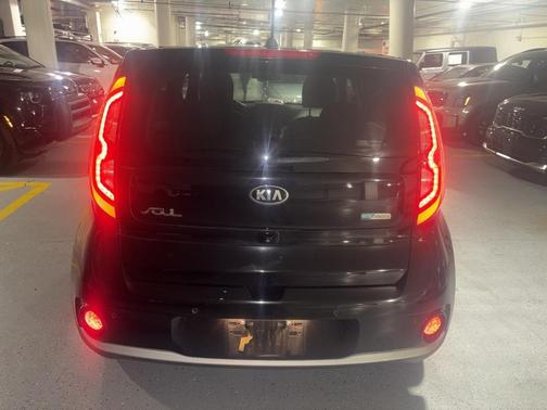 2018 Kia Soul EV +