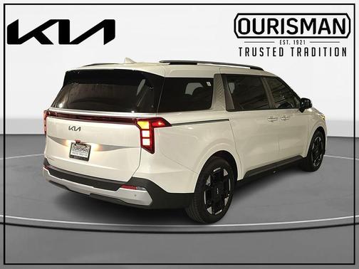 Snow White Pearl 2026 Kia Carnival EX