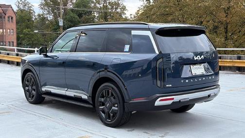 Midnight Black 2027 Kia Telluride SX