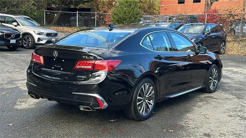 2018 Acura TLX V6 Advance