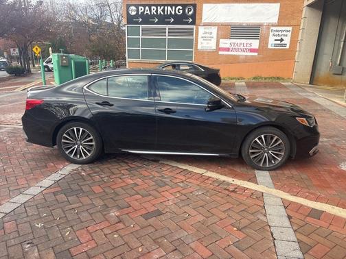 2018 Acura TLX V6 Advance