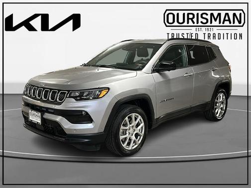 2023 Jeep Compass Latitude Lux
