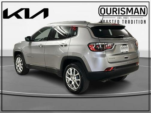 2023 Jeep Compass Latitude Lux