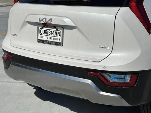 2025 Kia Niro Plug-In Hybrid SX Touring