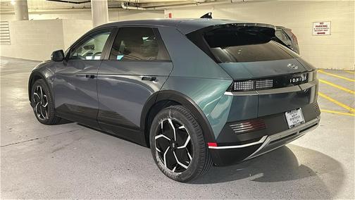 2024 Hyundai IONIQ 5 SEL