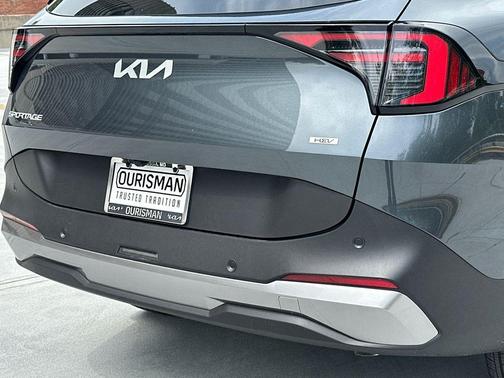 Gray 2026 Kia Sportage Hybrid X-Line