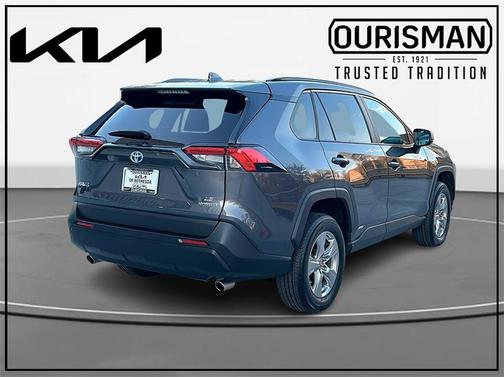 2022 Toyota RAV4 Hybrid LE