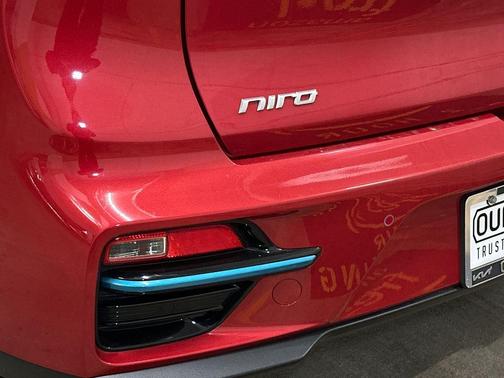 2022 Kia Niro EV EX Premium