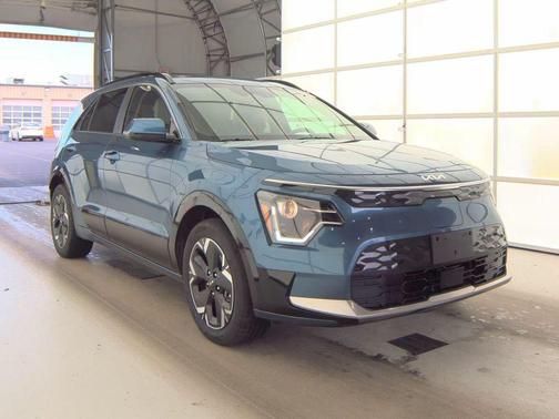 Mineral Blue 2023 Kia Niro EV Wind