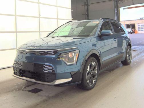 Mineral Blue 2023 Kia Niro EV Wind