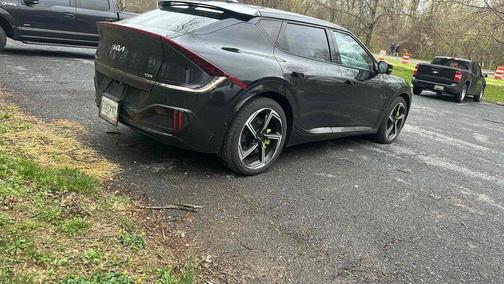 Aurora Black Pearl 2023 Kia EV6 GT