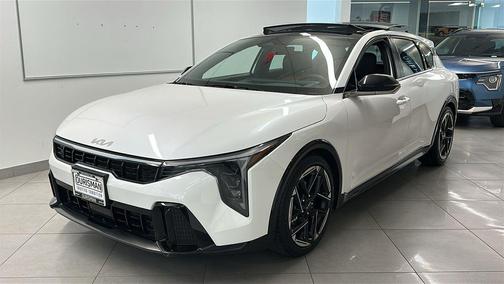 White Pearl 2026 Kia K4 GT-LINE
