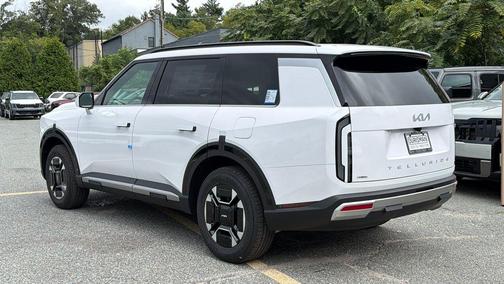 White Pearl 2027 Kia Telluride EX