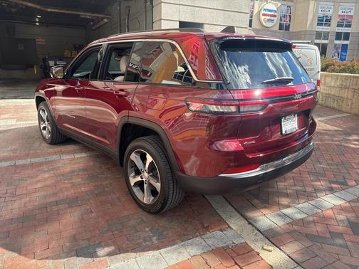 2023 Jeep Grand Cherokee Limited