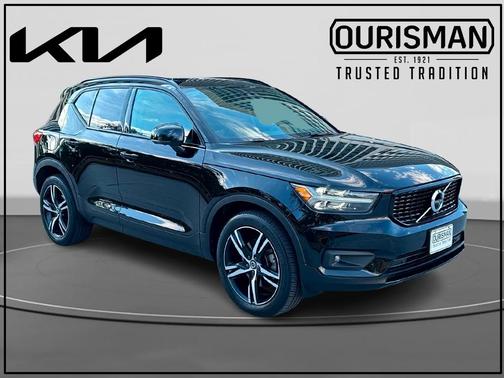 2021 Volvo XC40 T5 R-Design