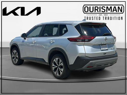 Brilliant Silver Metallic 2023 Nissan Rogue SV