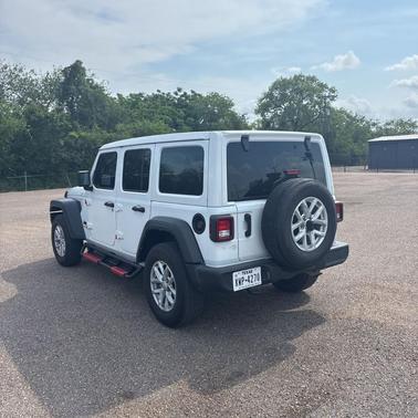 Bright White Clearcoat 2023 Jeep Wrangler Sport
