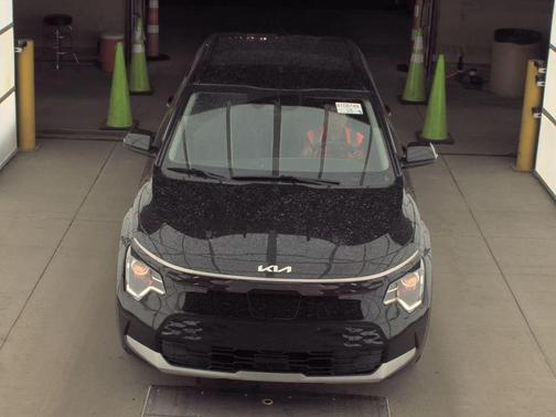 Aurora Black Pearl 2023 Kia Niro EV Wind