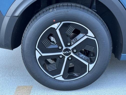 2025 Kia Niro Plug-In Hybrid EX