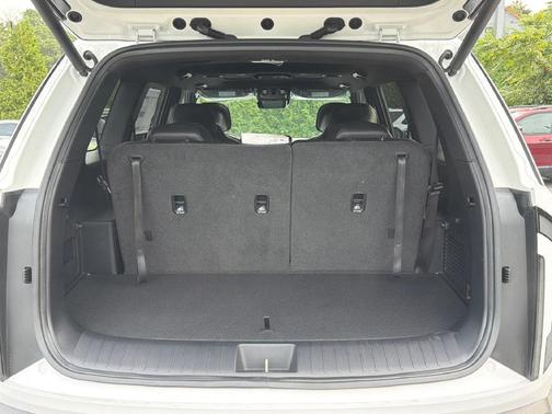 White Pearl 2027 Kia Telluride EX