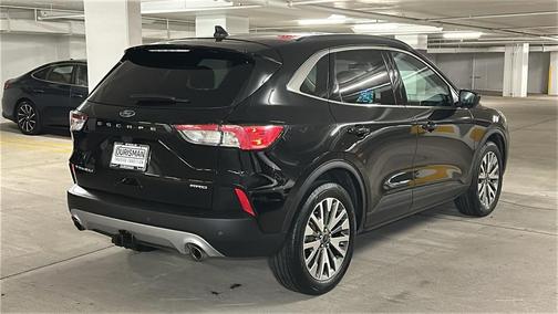 2022 Ford Escape Titanium