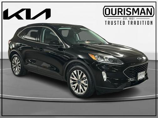 2022 Ford Escape Titanium
