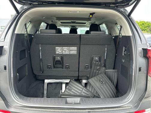 Metal 2026 Kia Carnival Hybrid SX