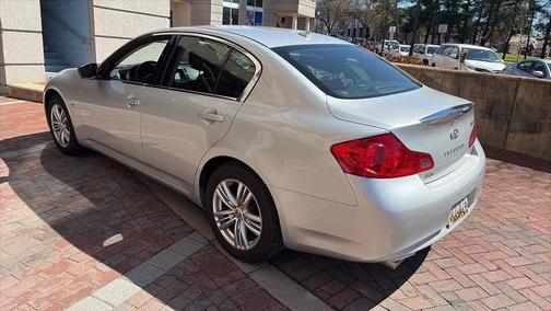 Liquid Platinum 2015 INFINITI Q40 Base